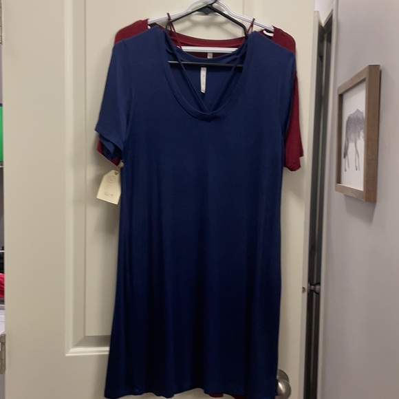 2 cute dresses to wear in the heat. - Picture 4 of 7